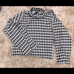 Long sleeve trendy blouse black and white